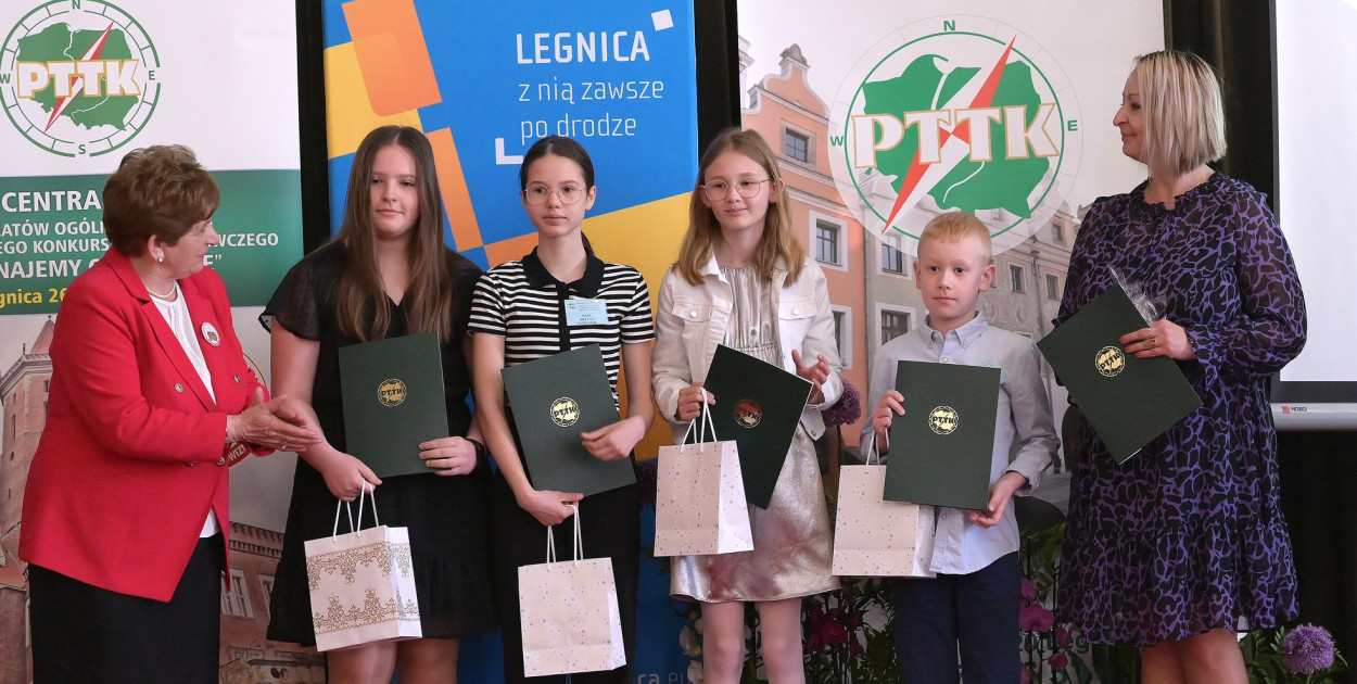 Uczniowie biłgorajskiej Jedynki laureatami ogólnopolskiego konkursu