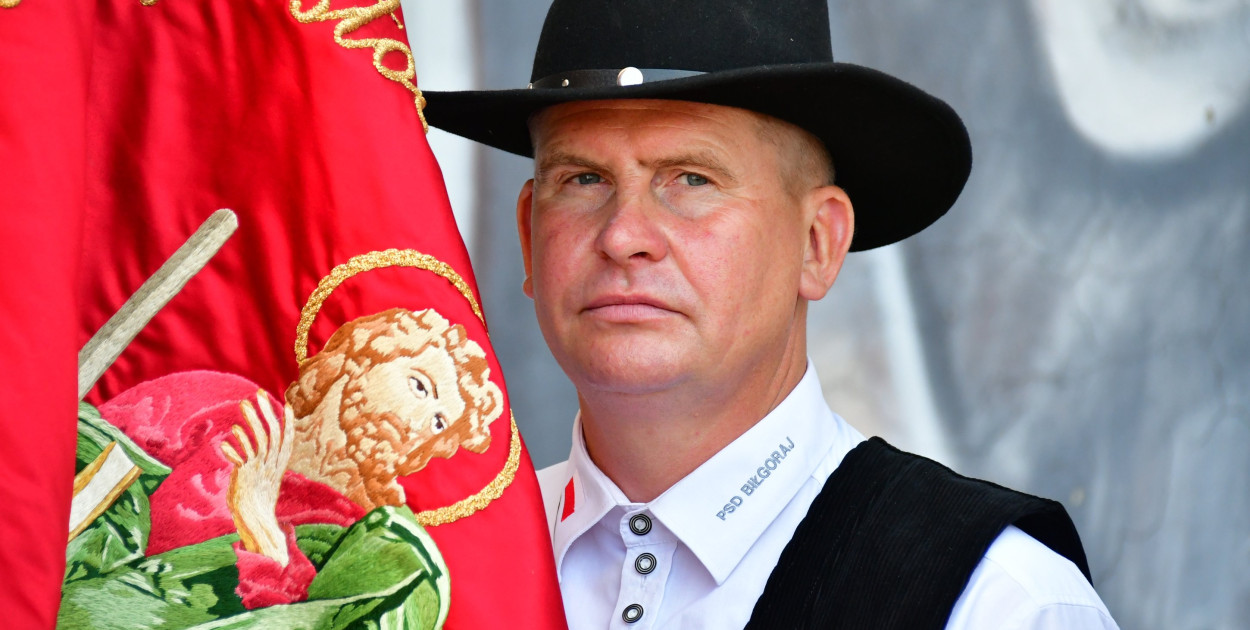 "Dzień Dekarza". Dekarze z całej Polski świętują w Biłgoraju