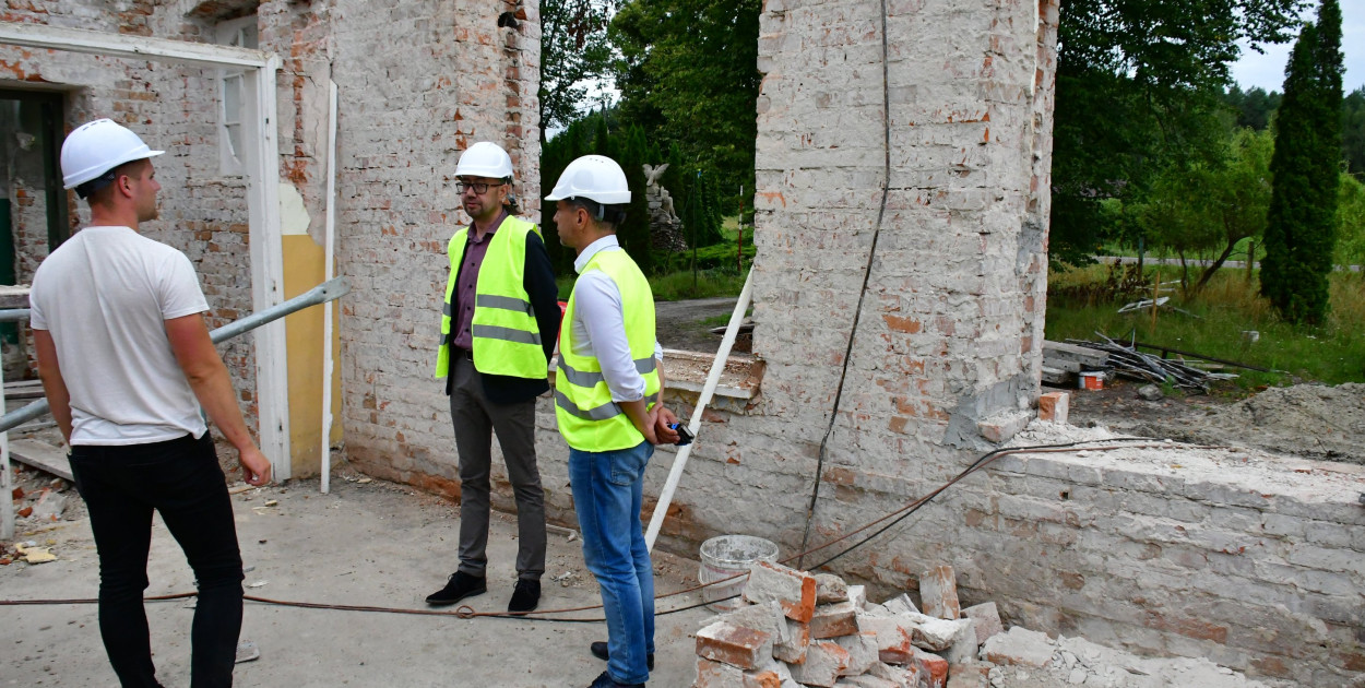 Muzeum w Osuchach rośnie