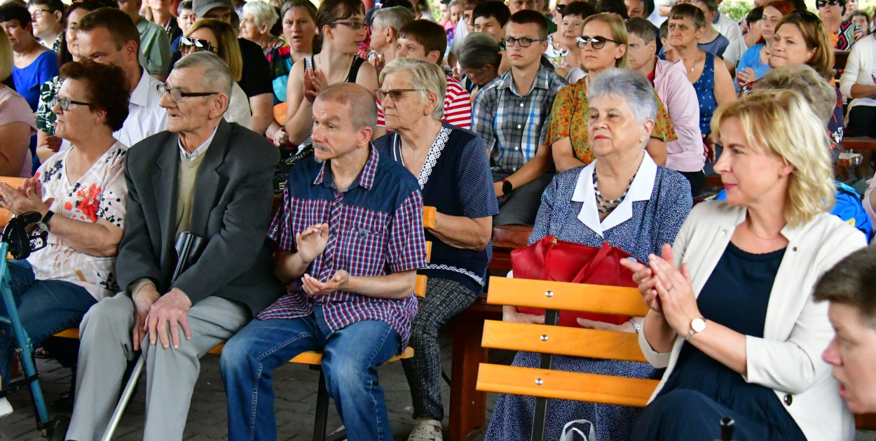 Bliżej tradycji czyli spotkanie integracyjne w DPS w Teodorówce