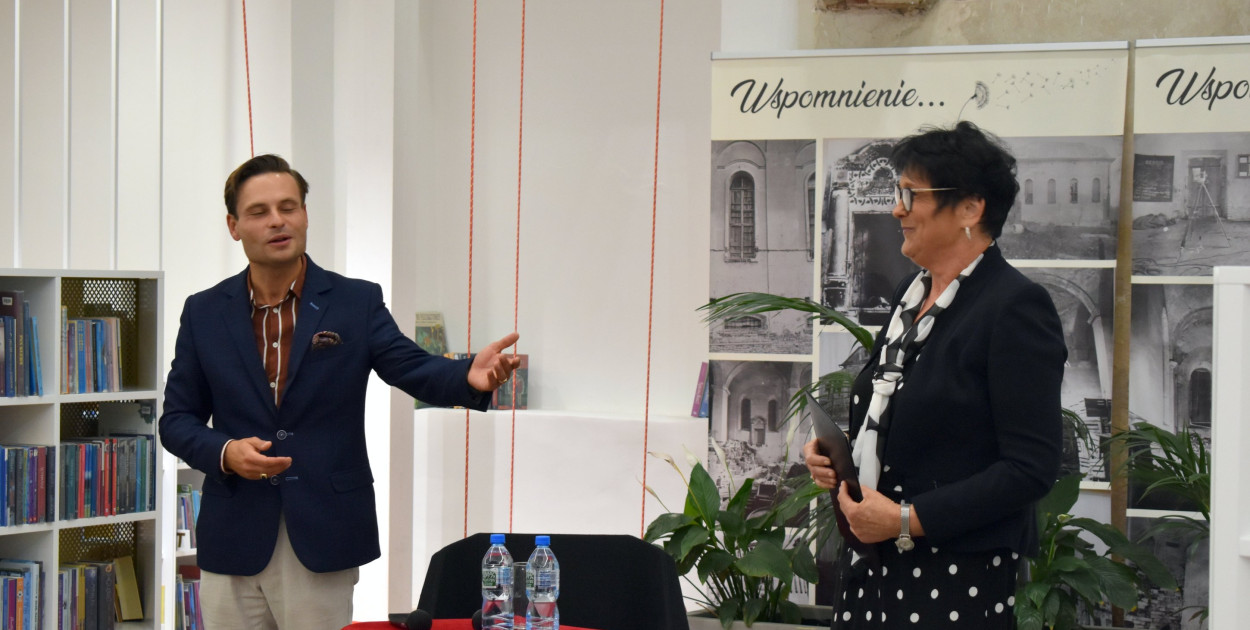 Max Czornyj w tarnogrodzkiej Bibliotece