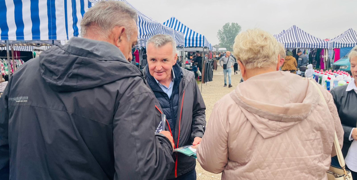 Spotkania z wyborcami, wizyty na giełdzie. Tak politycy zabiegają o poparcie