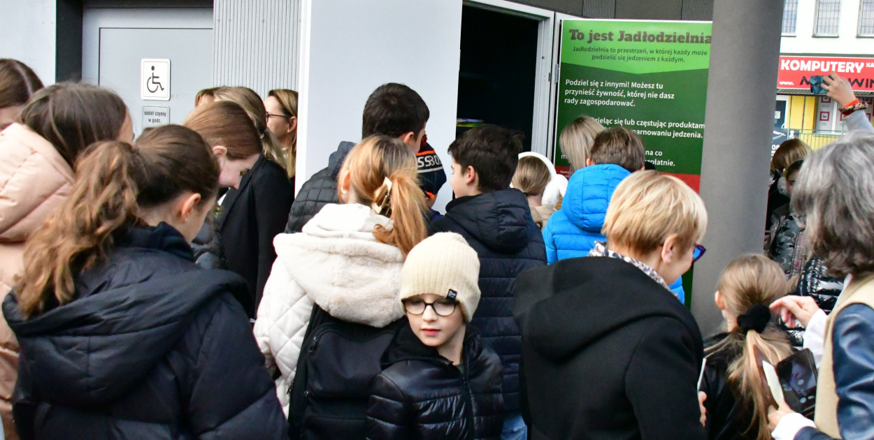 W Bilgoraju otwarto jadłodzielnię. Obok niej stanęła także książkodzielnia