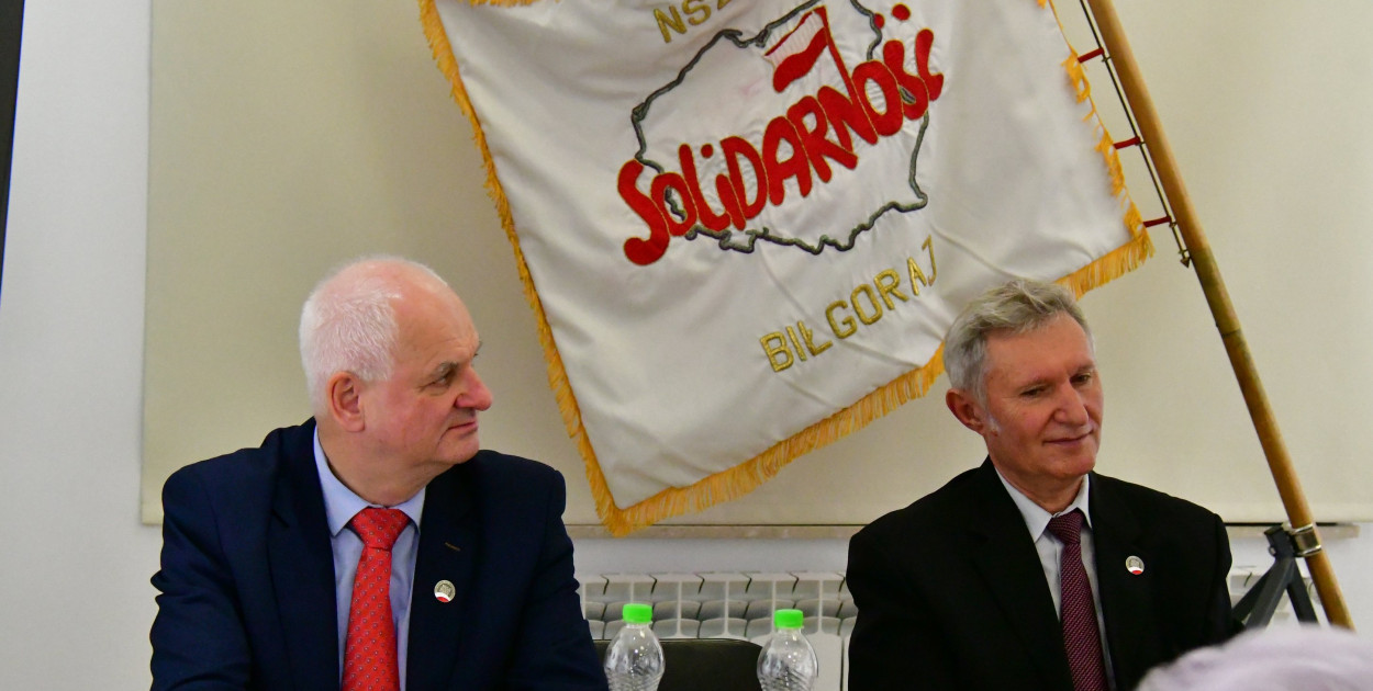 Były zastępca burmistrza Biłgoraja, jest radnym. Teraz wydał autobiografię