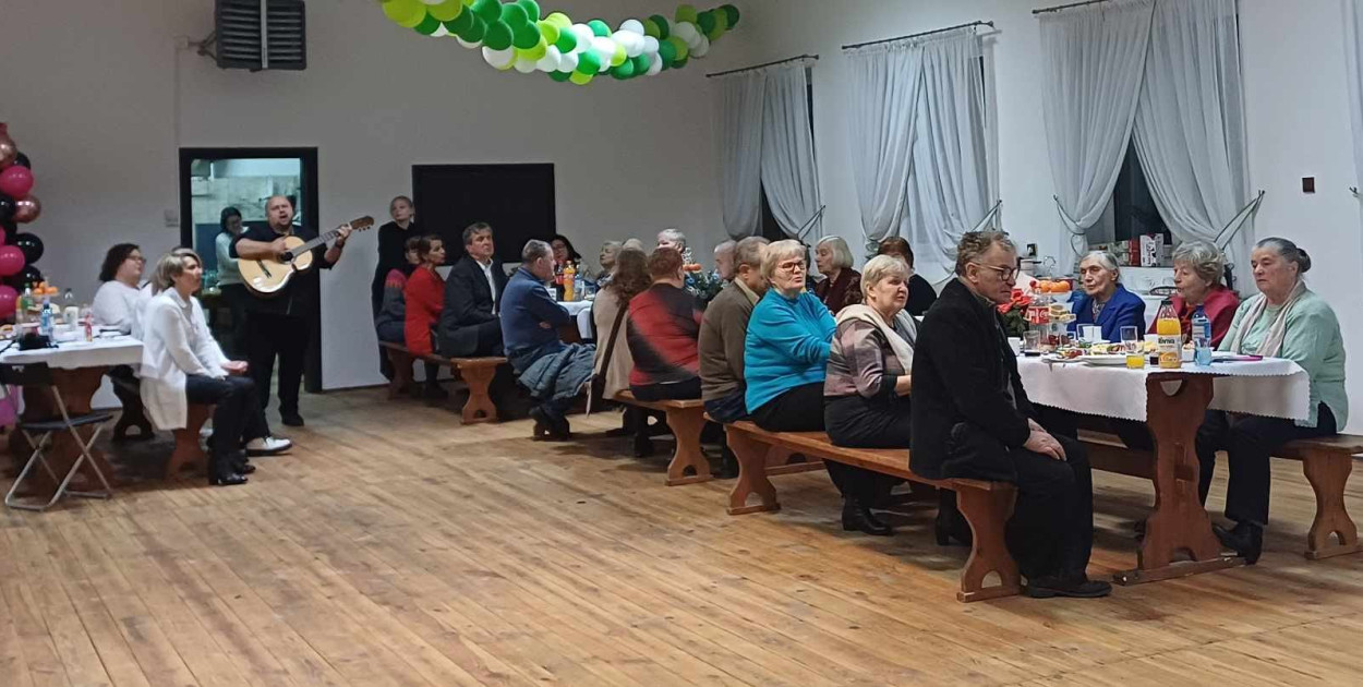 Przedsylwestrowe spotkanie seniorów w Górecku Starym