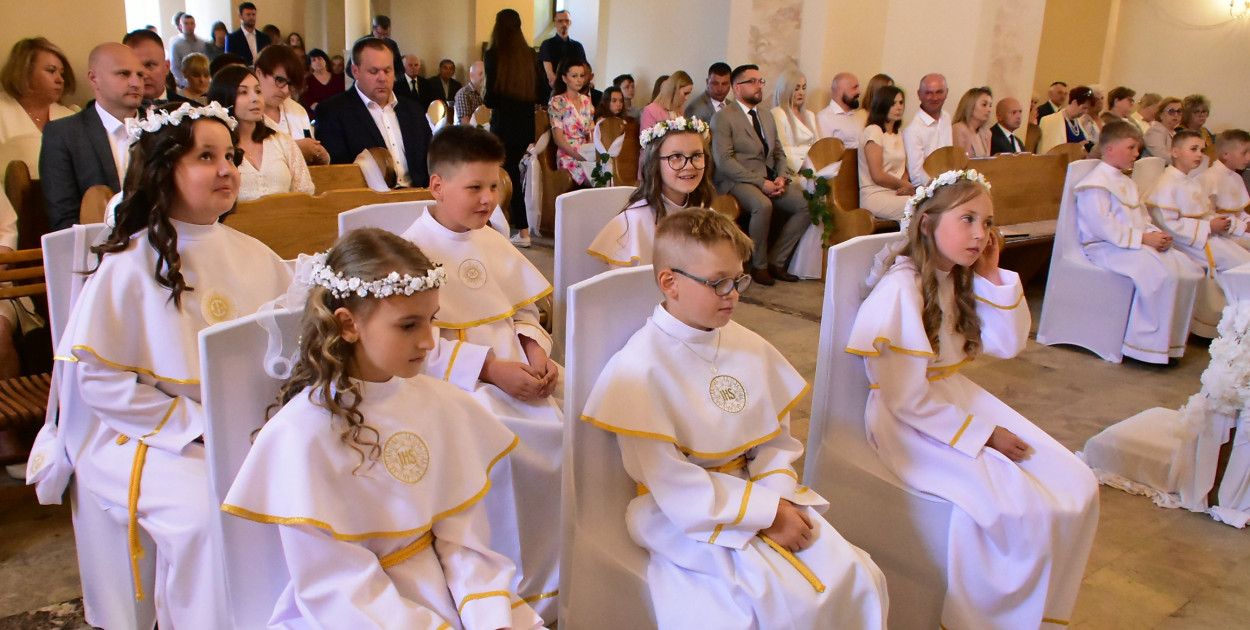 Uroczystość I Komunii Świętej w Biłgoraju: Radość z pierwszego spotkania z Chrystusem