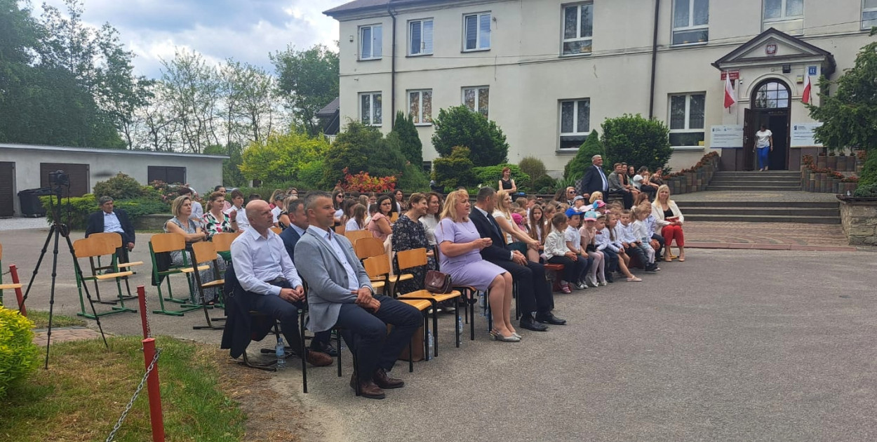 Szkoła w Woli Radzięckiej świętowała niecodzienny jubileusz. 16-lecie...