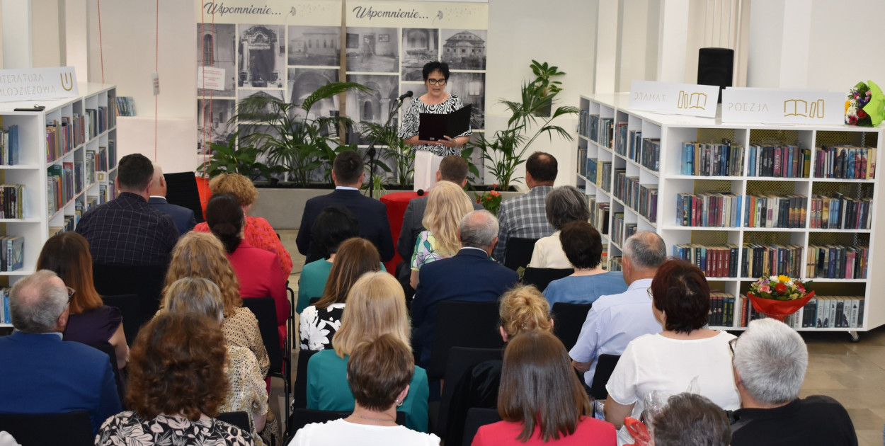 Joanna Puchacz żegna się z Miejską Biblioteką Publiczną w Tarnogrodzie
