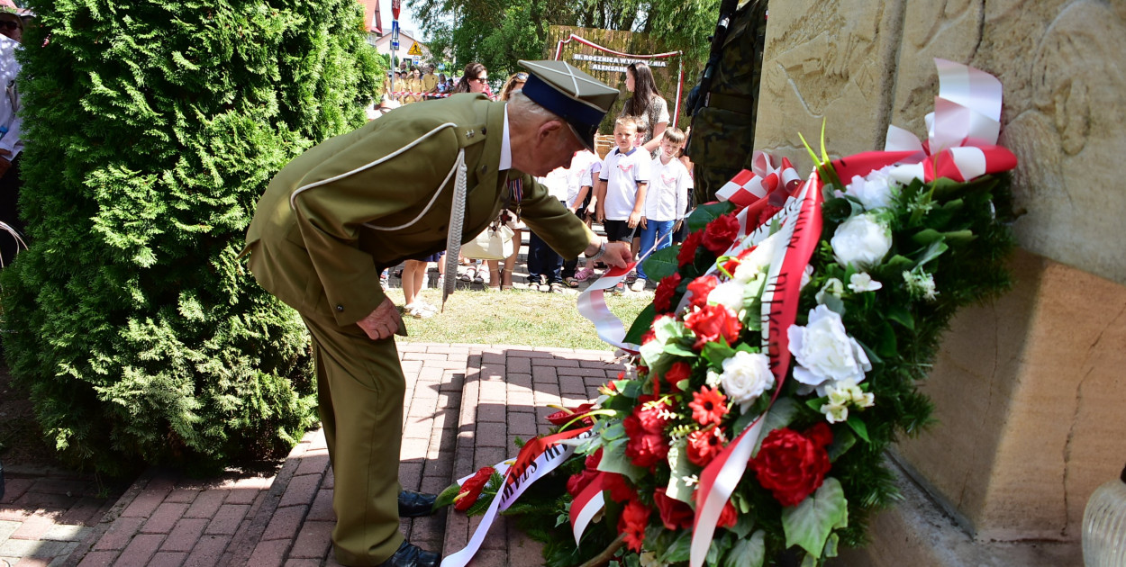 81. rocznica wysiedlenia Aleksandrowa: Mieszkańcy uczcili pamięć poległych i pomordowanych 