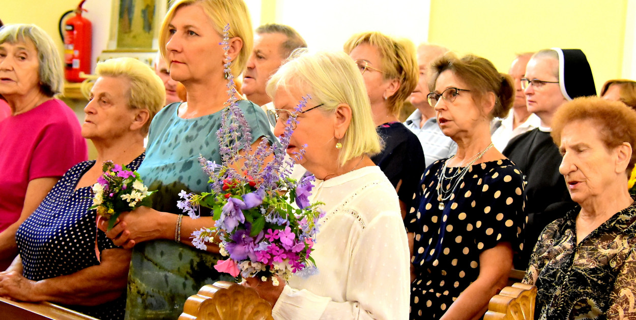 Święto Matki Boskiej Zielnej: W kościołach święcą wianki