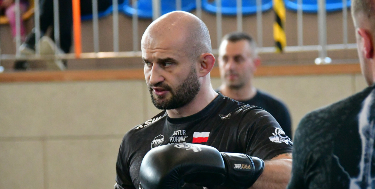 Mistrz KSW na seminarium w Biłgoraju: Artur Sowiński inspiruje nowych adeptów MMA