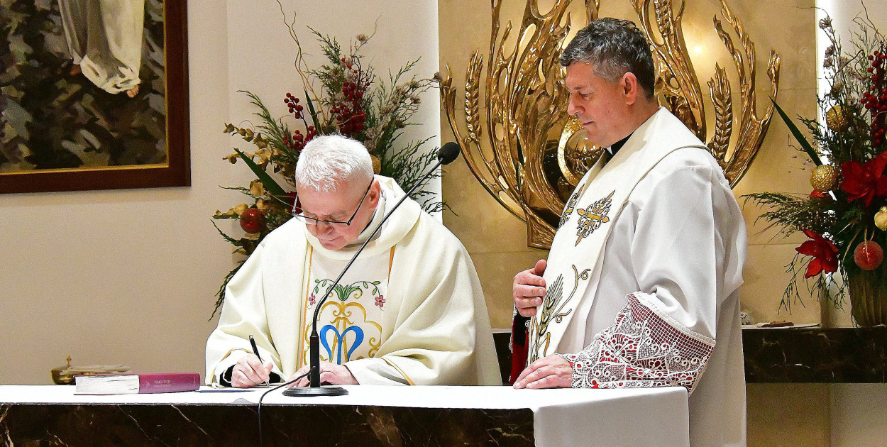 Ks. Marian Pokrywka oficjalnie proboszczem w Chmielku