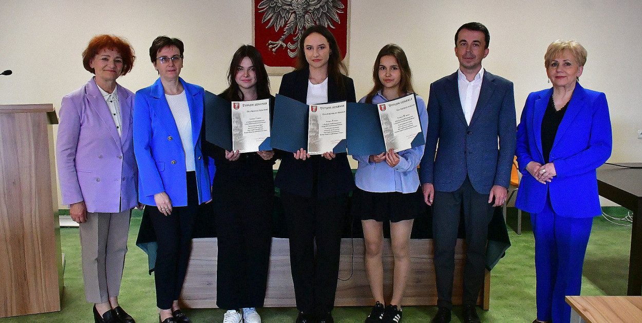 Młode talenty z Biłgoraja uczciły rocznicę Królestwa Polskiego