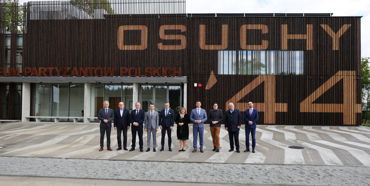 Delegacja IPN w Osuchach. tematem powstające muzeum
