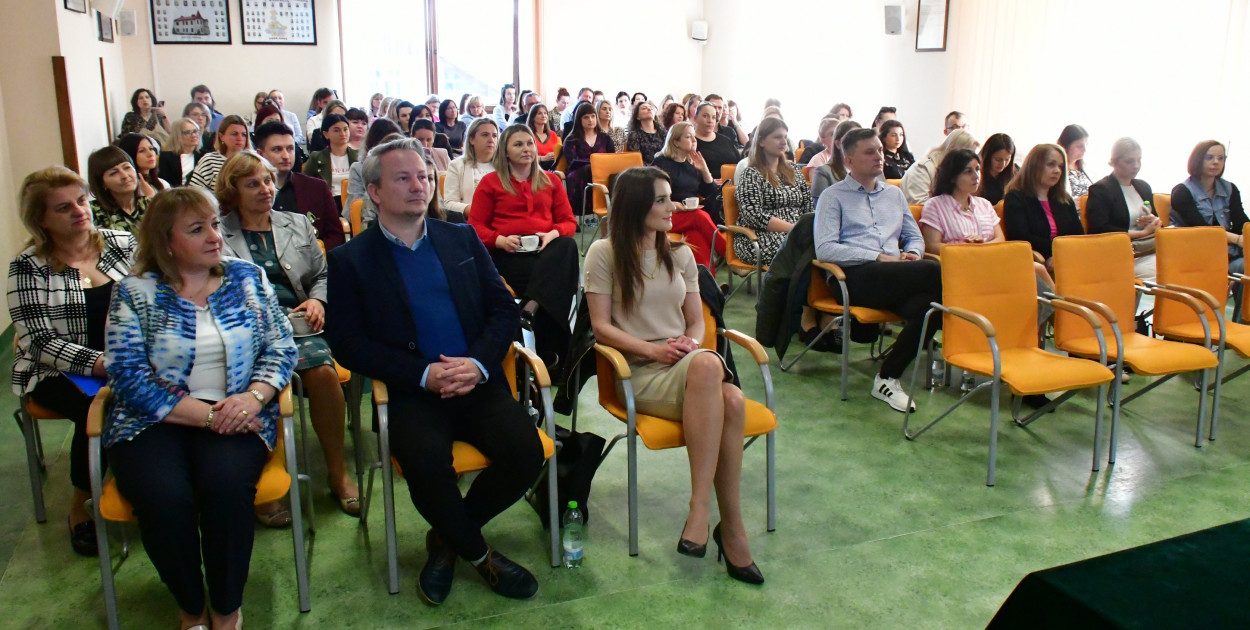 Konferencja Zatrzymać kryzys w Biłgoraju – wsparcie dla pracowników sektora pomocowego