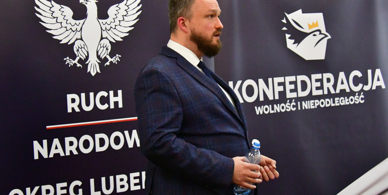 W Biłgoraju spotkanie z posłem Witoldem Tumanowiczem: polityczne dyskusje i plany na przyszłość