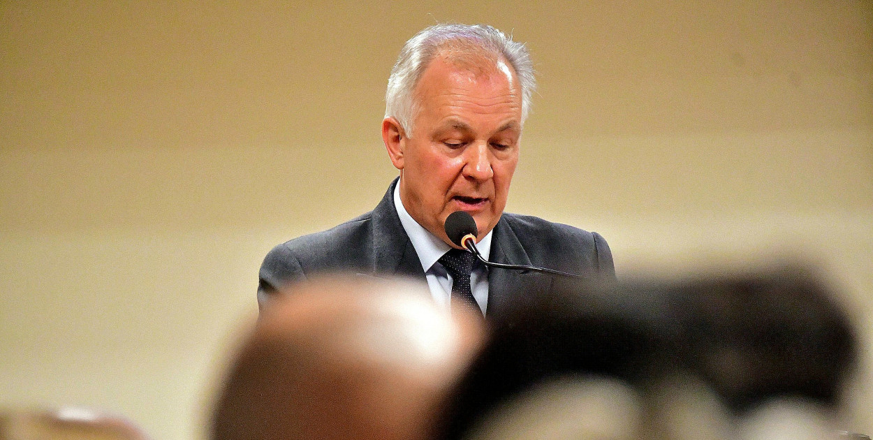 Ostra wymiana zdań na sesji Rady Miasta. Janusz Rosłan kontra większość w Radzie