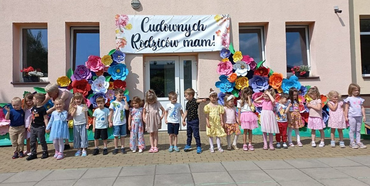 Rodzinny Piknik w Biłgoraju: Radosne Świętowanie Dnia Rodziny w Przedszkolu Nr 1