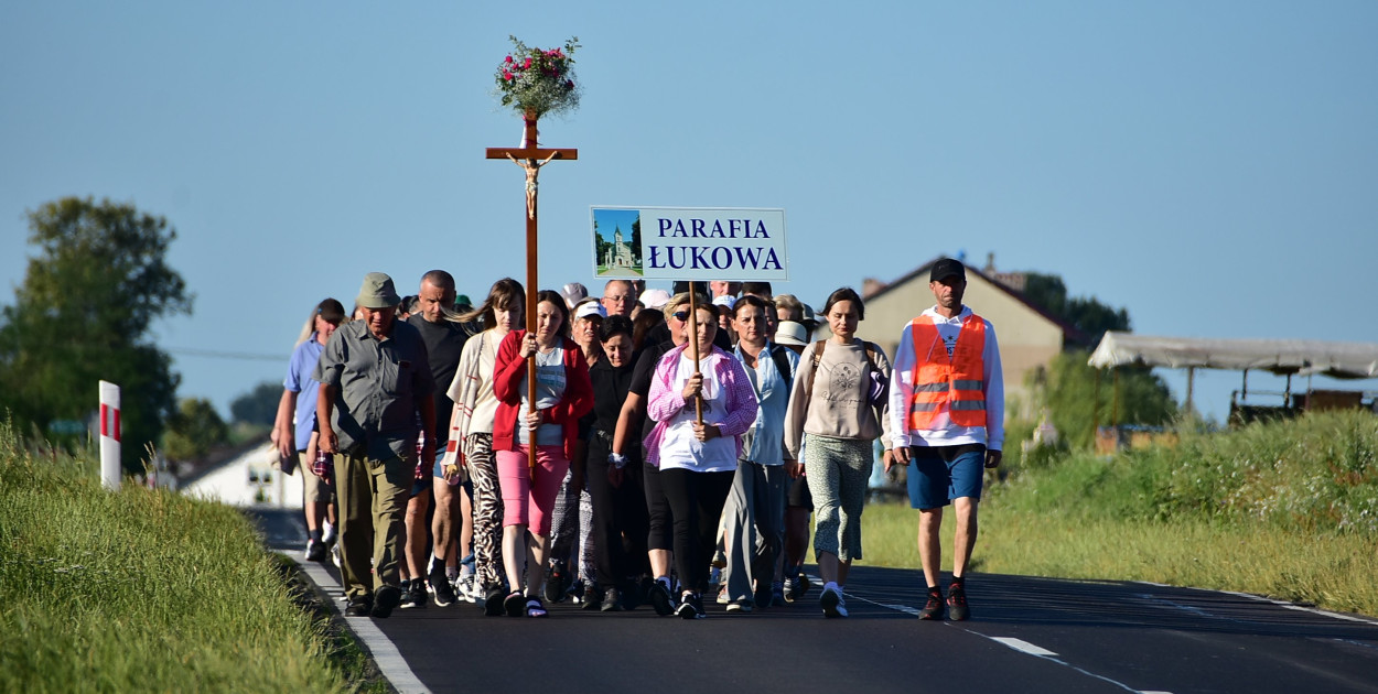 Łukowscy pielgrzymi w drodze do Pani Roztocza