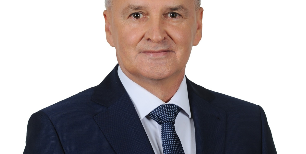 Poseł zachęca do wypełniania ankiety. Chodzi o...