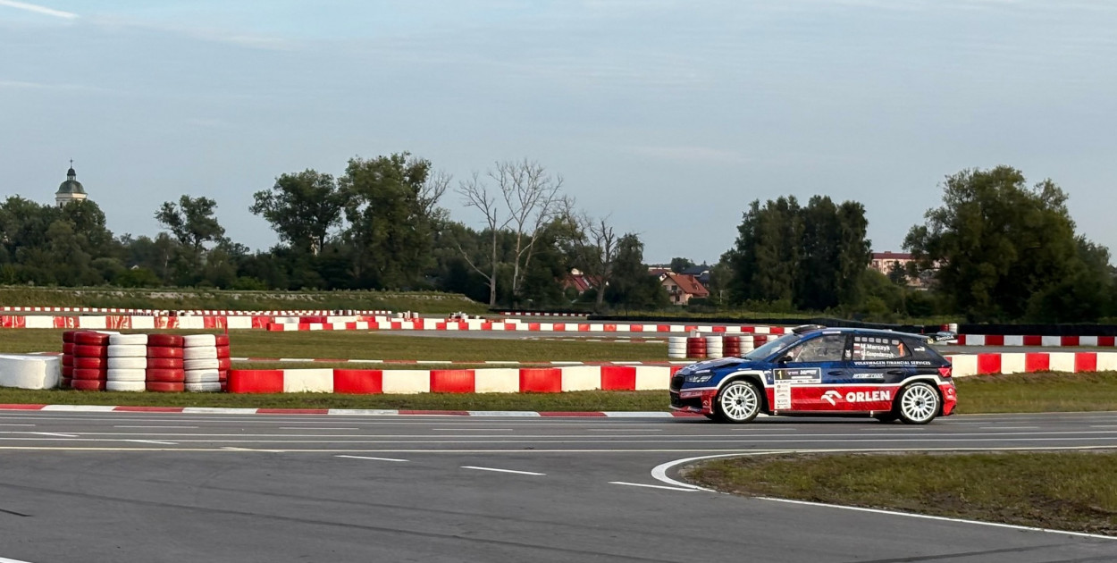 Miko Marczyk testował nową rajdówkę na Autodromie