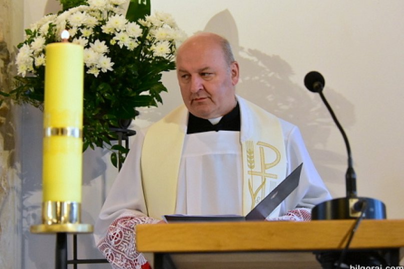 Dąbrowica. Uroczyste wprowadzenie nowego proboszcza (FOTO)