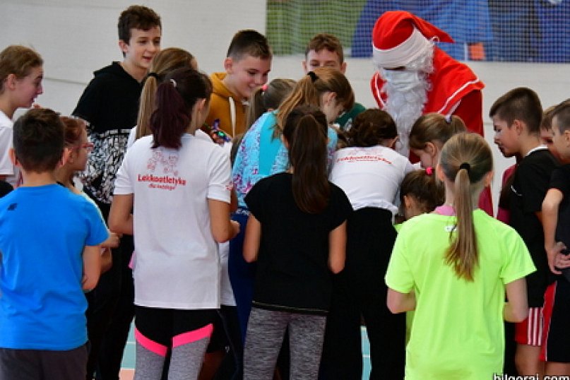 Mikołajki na sportowo (FOTO)