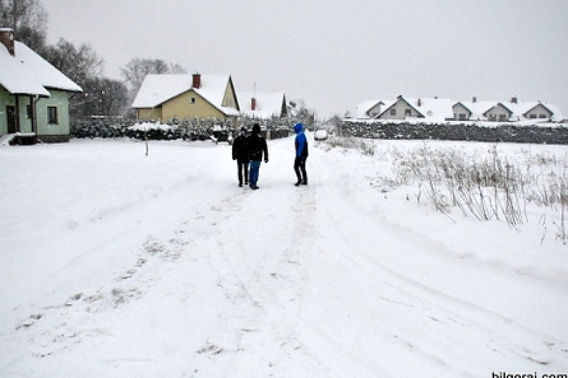 Nie ma ulic i ulicznego oświetlenia. Mieszkańcy ulic Wiśniowej, Morelowej i Jagodowej od lat czekają na konieczne inwestycje