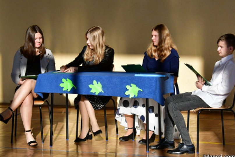 Debata oxfordzka w Szkole Podstawowej w Dąbrowicy (FOTO)