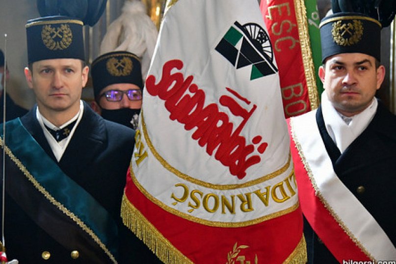 Regionalne obchody 40. rocznicy wprowadzenia stanu wojennego. Uczczono Józefa Krzysztofa Gizę i wszystkie ofiary walki komunistów z narodem (FOTO)