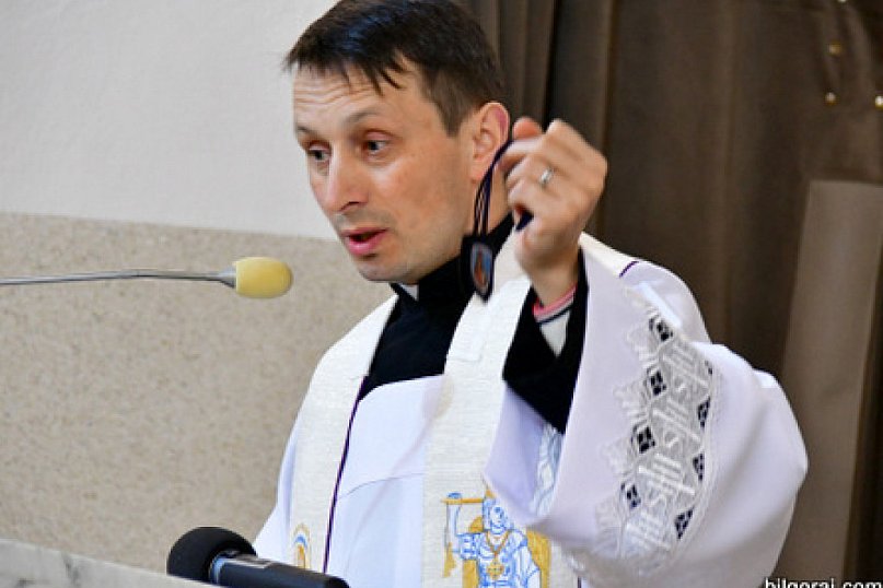 Św. Michał Archanioł w swej figurze nawiedził Biłgoraj. Wierni modlą się m. in. o pokój na Ukrainie (FOTO)