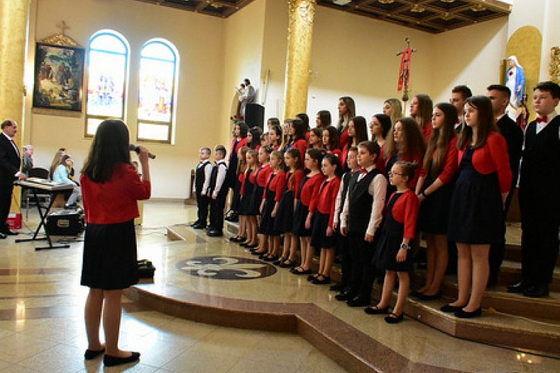 Koncert pieśni wielkanocnych w kościele św. Jana Pawła II (FOTO)