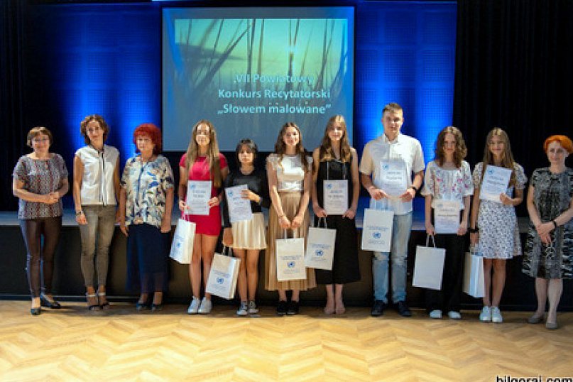 VII Powiatowy Konkurs Recytatorski Słowem malowane rozstrzygnięty (FOTO, WYNIKI)