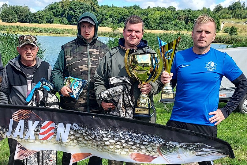 Zawody wędkarskie w Goraju