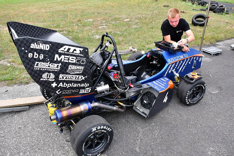 Na biłgorajski Autodromie testują bolid