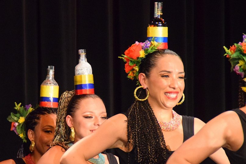 Zespół z Bogoty na deskach TOK