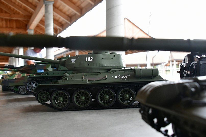 Zawody modeli kołowych zdalnie sterowanych - 2022