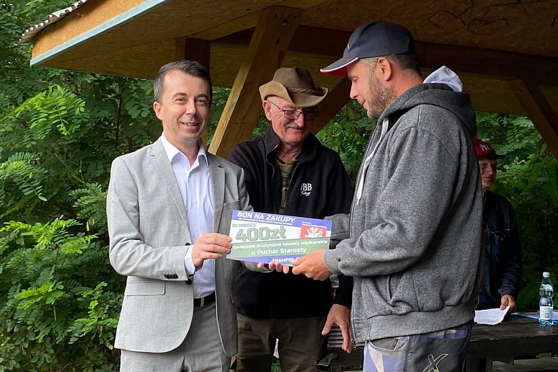 Zawody wędkarskie o puchar starosty biłgorajskiego