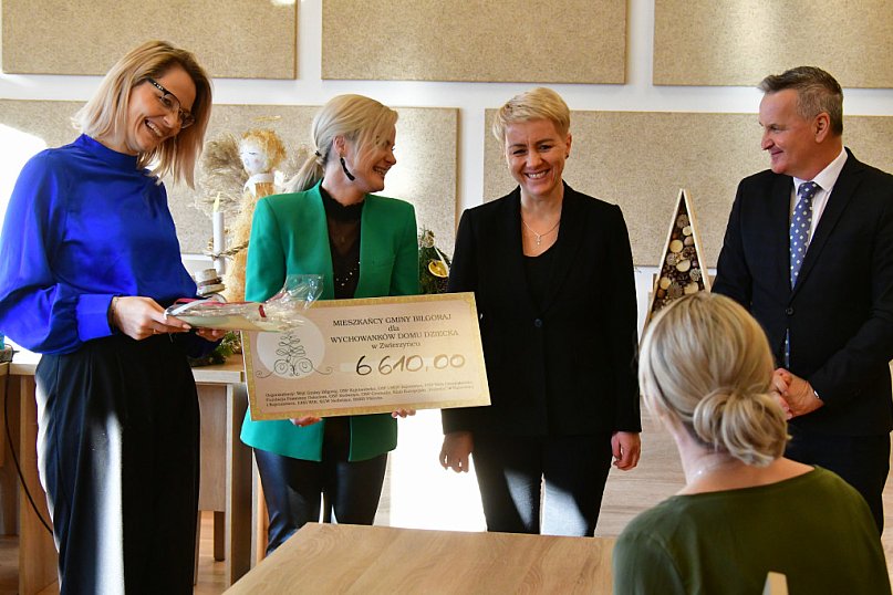 Przedświąteczna pomoc dla Dmu Dziecka w Zwierzyńcu