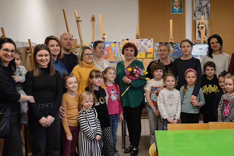 Wiosna widziana oczami wychowankówTęczowej Malarni MDK