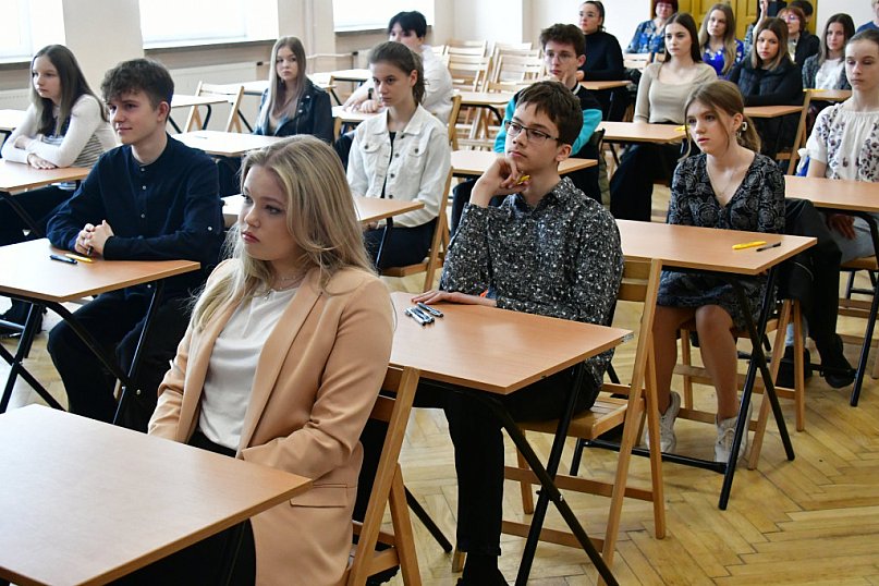 W biłgorajskim RCEZ-cie trwa finał XXII edycji konkursu &quot;Żółty Orzech&quot;