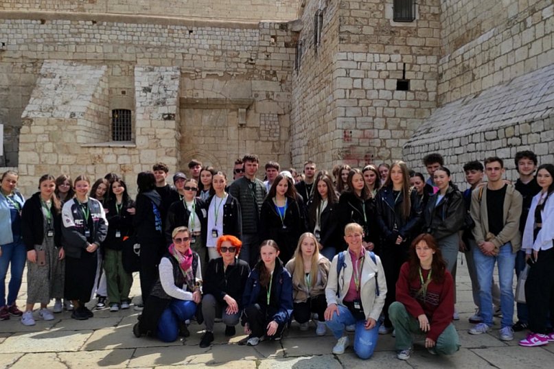 Uczniów ONZ-etu w Izraelu i Jordanii