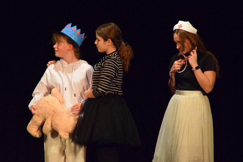 Powiatowe święto teatru dziecięcego i młodzieżowego w Tarnogrodzie (FOTO)