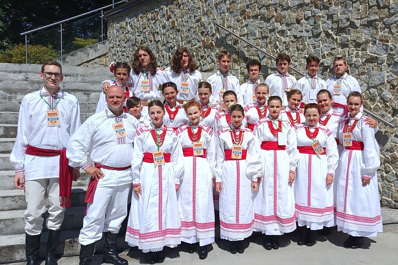 Zawierucha z I miejscem w ogólnopolskim festiwalu Brzeg folklorem malowany
