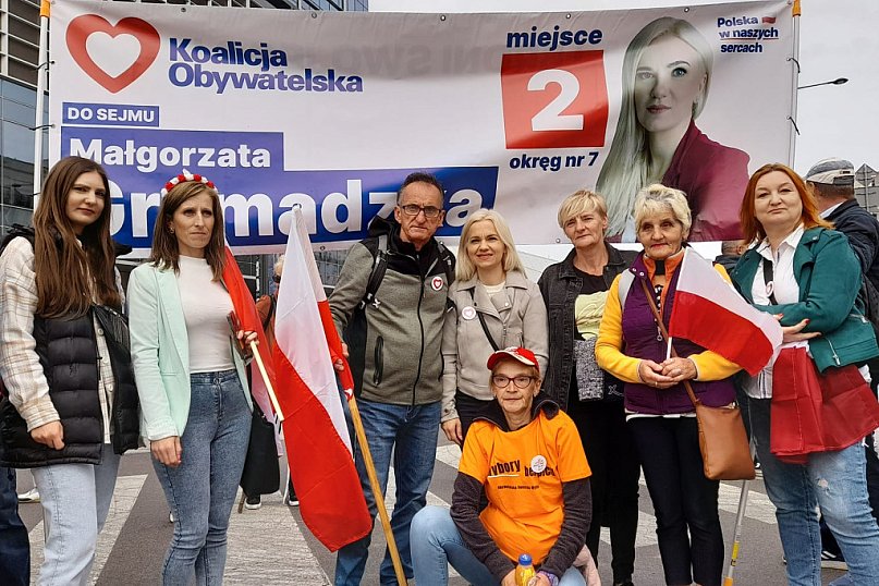 Jedni na marszu, drudzy w terenie. Tak weekend spędzili kandydaci