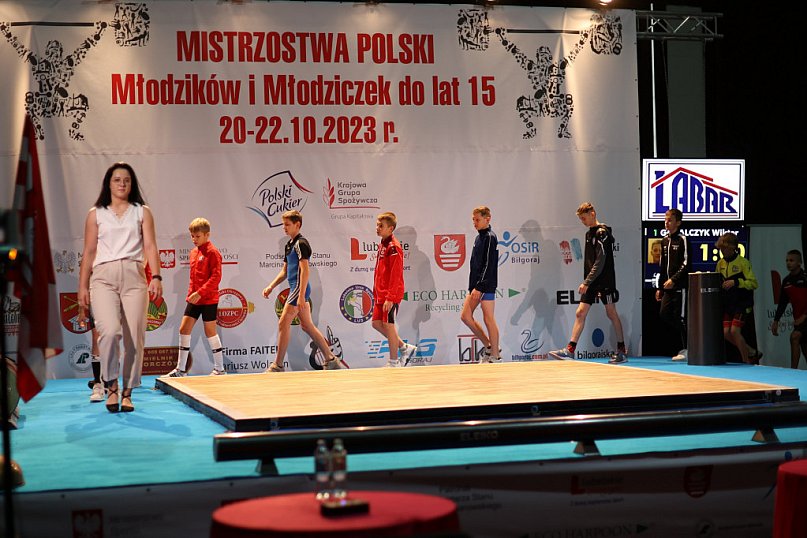 Biłgoraj. Trwają Mistrzostwa Polski Młodziczek i Młodzików w Podnoszeniu Ciężarów