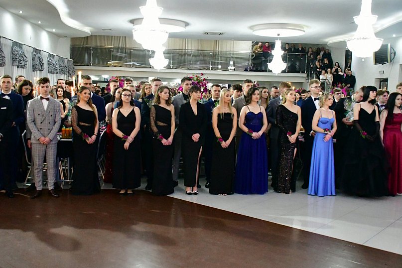 Bal maturalny uczniów biłgorajskiego &quot;Elektryka&quot;