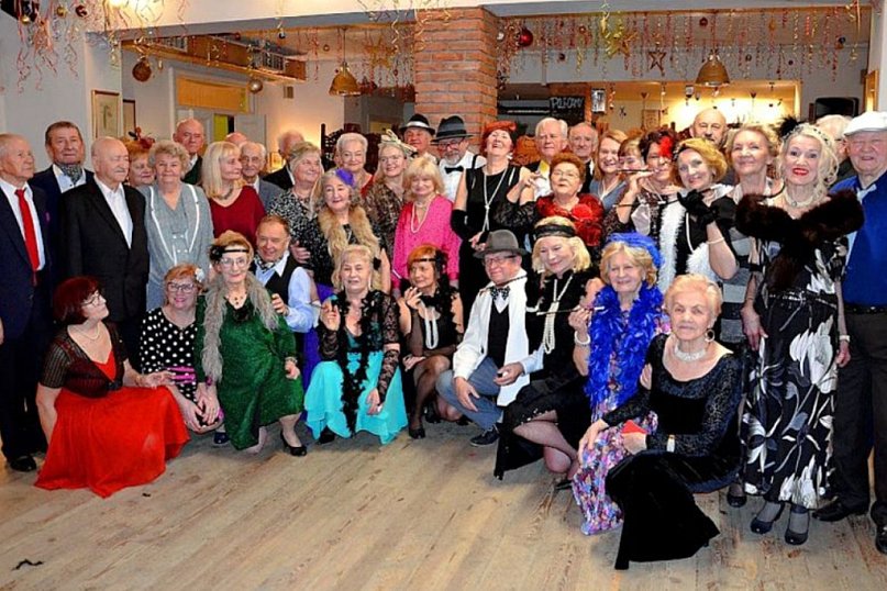 Karnawałowe szaleństwo seniorów Uniwersytetu Trzeciego Wieku z Biłgoraja