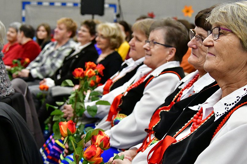 Panie z całego powiatu świętowały w Biłgoraju