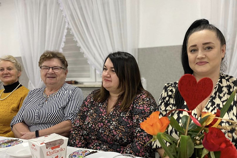 Świat bez kobiet byłby jak ogród bez kwiatów...